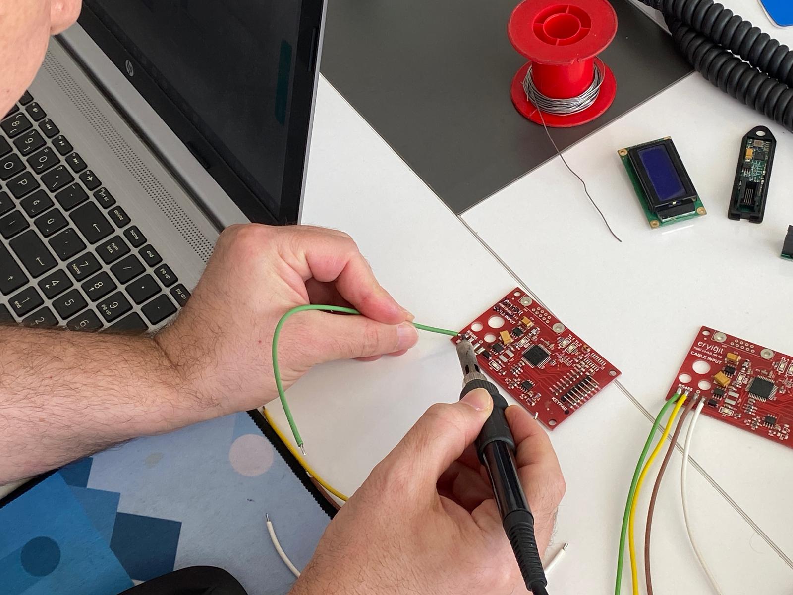 WhatsApp Image 2025-10-21 at 18.22.44 (2)